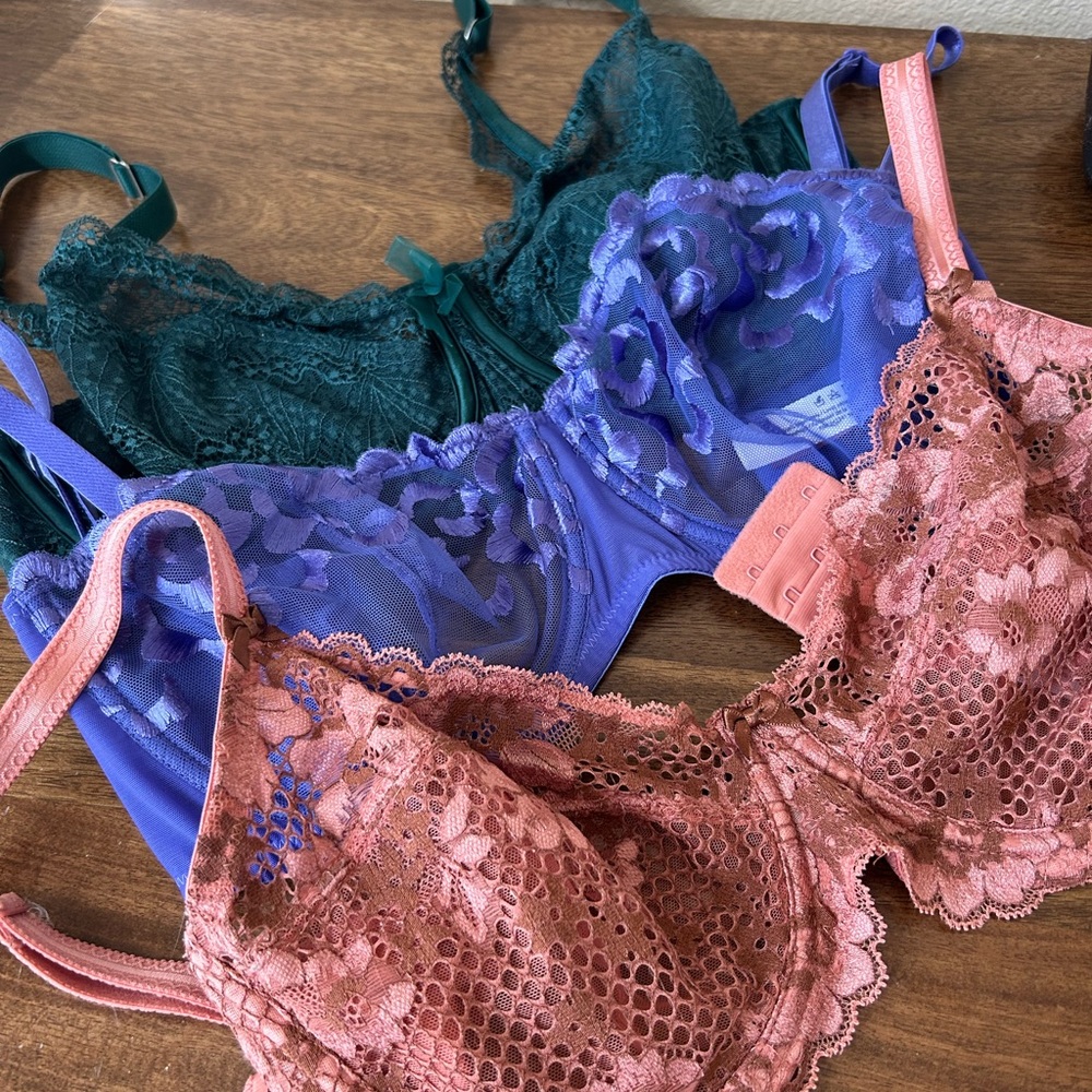 Set of 3 - Adore Me Lace Unlined Bras - Very Good Condition - Size 34DDD or 34F
